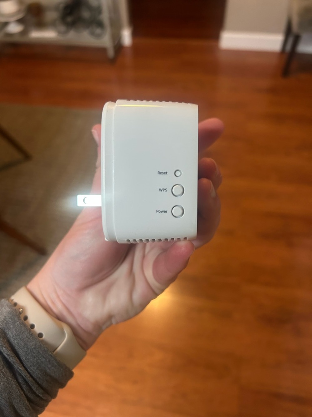 NETGEAR | AC750 WiFi Range Extender (EX2800) - Picture 8 of 10